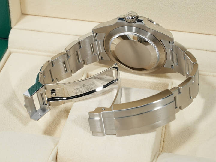 ロレックス サブマリーナー デイト Ref.126610LV ステンレススチール ブラック文字盤 未使用 ag2zzvky