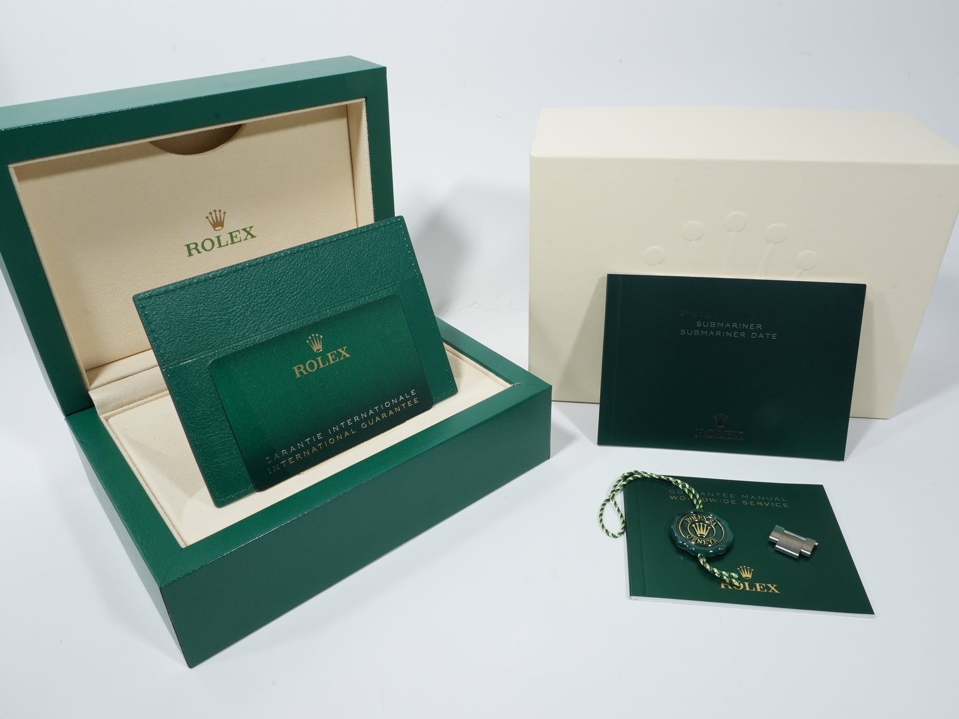 ロレックス サブマリーナー デイト Ref.126610LV ステンレススチール ブラック文字盤 未使用 ag2zzvky