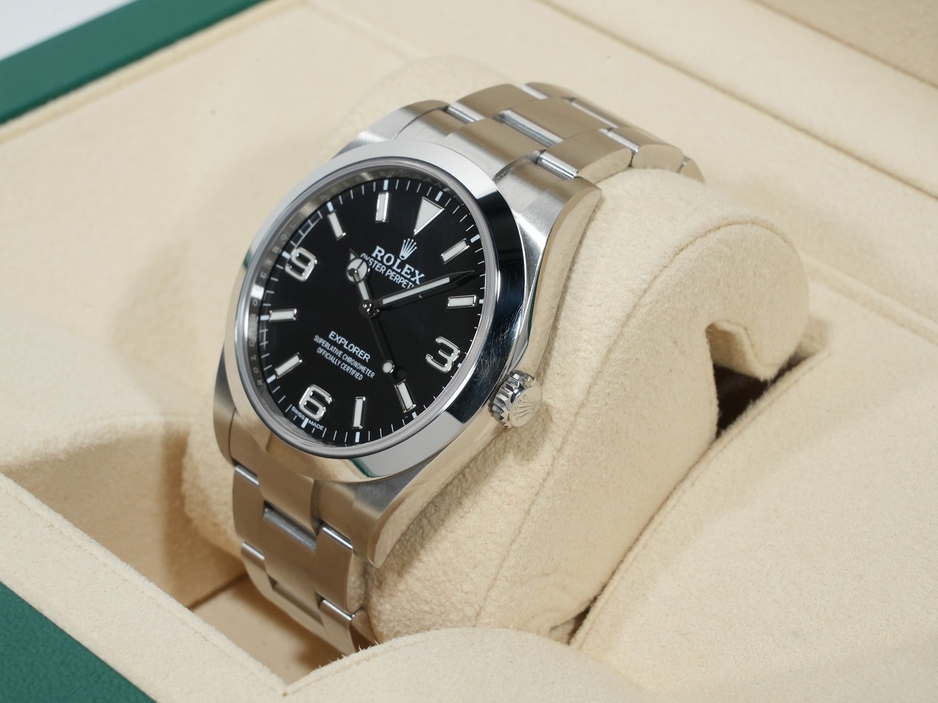 ロレックス エクスプローラーI Ref.214270 ステンレススチール ブラック文字盤 オイスターブレスレット 美中古 nmaiyz7u