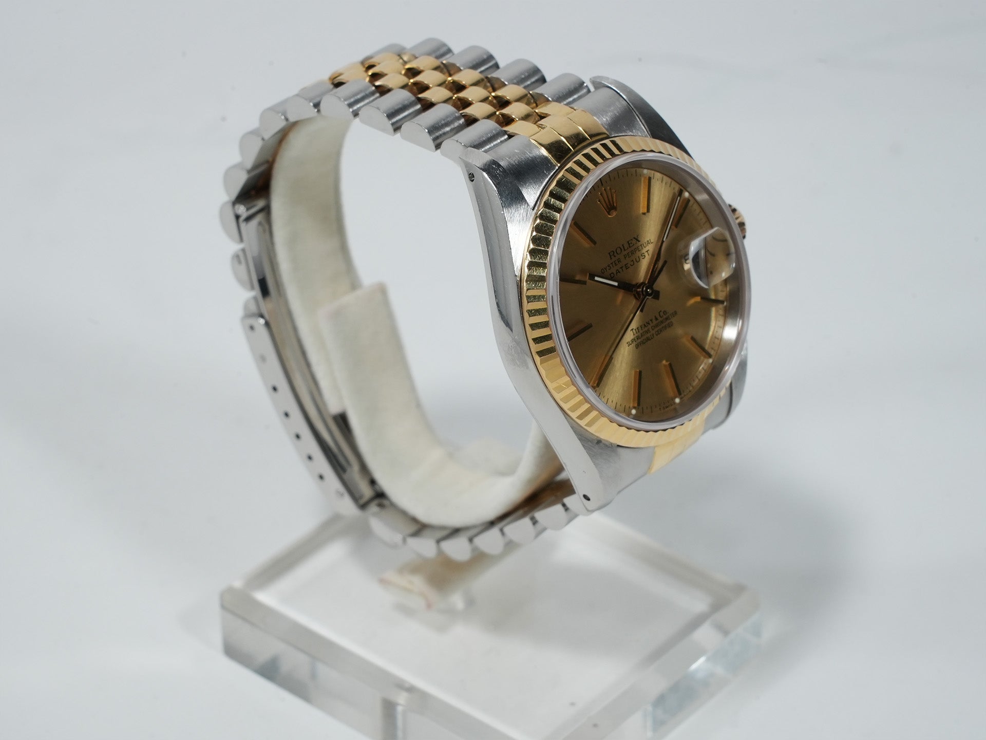 Pre-owned Rolex Datejust 36 with TIFFANY double name, Ref. 16233, stainless steel/yellow gold, champagne dial, ezoq67dh