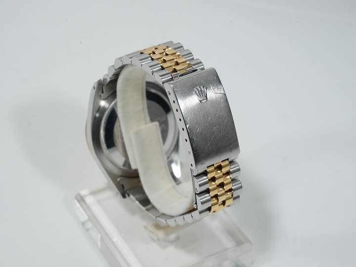 Pre-owned Rolex Datejust 36 with TIFFANY double name, Ref. 16233, stainless steel/yellow gold, champagne dial, ezoq67dh