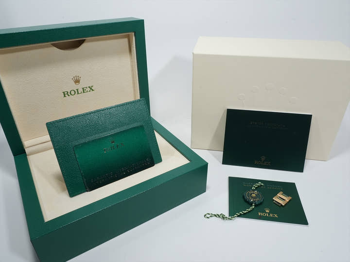 Rolex Daytona Ref. 126508 Yellow Gold Green Dial Unused cg2yvqgw