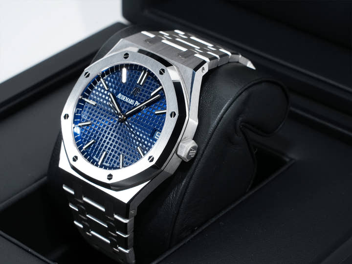 オーデマピゲ ロイヤルオーク Ref.15503BC.OO.1220BC.01 ホワイトゴールド ブルー文字盤 極美品 fuct2vx7