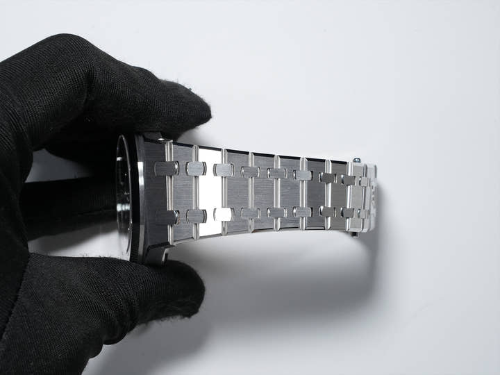 オーデマピゲ ロイヤルオーク Ref.15503BC.OO.1220BC.01 ホワイトゴールド ブルー文字盤 極美品 fuct2vx7