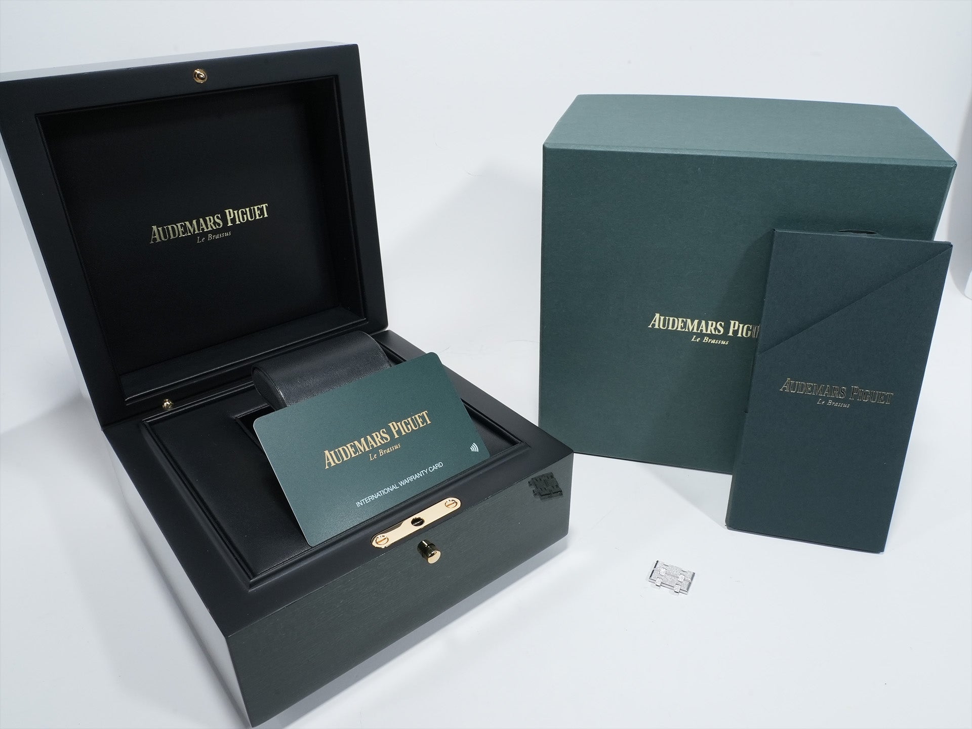 オーデマピゲ ロイヤルオーク クロノグラフ Ref.26331BC.GG.1224BC.03 ホワイトゴールド ブラックxグレーブルー文字盤 極美品 yi7xhh64