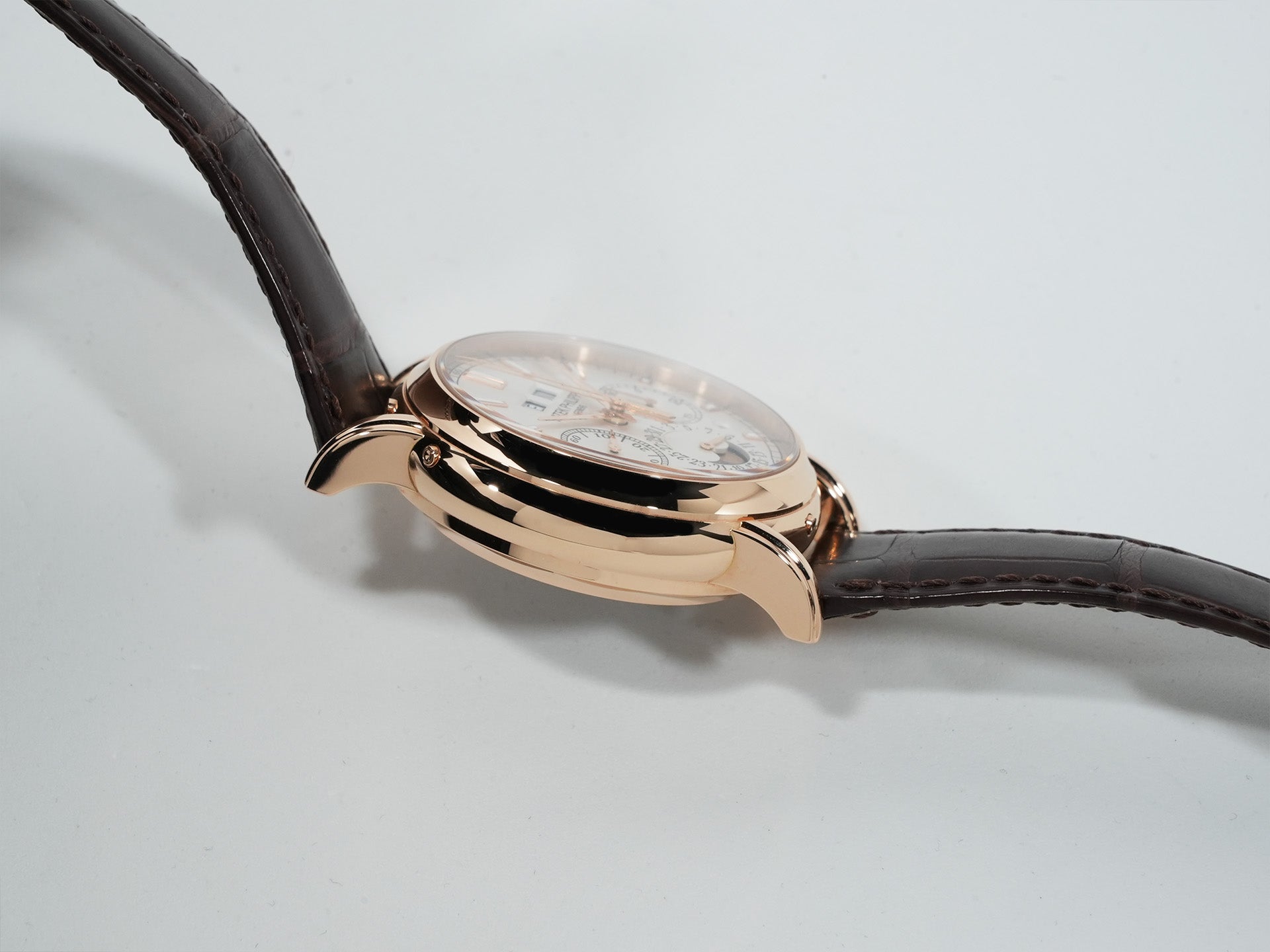 パテックフィリップ パーペチュアルカレンダー スプリットセコンド クロノグラフ Ref.5204R-001 ローズゴールド シルバーオパーリン文字盤 美中古 iazyu46d