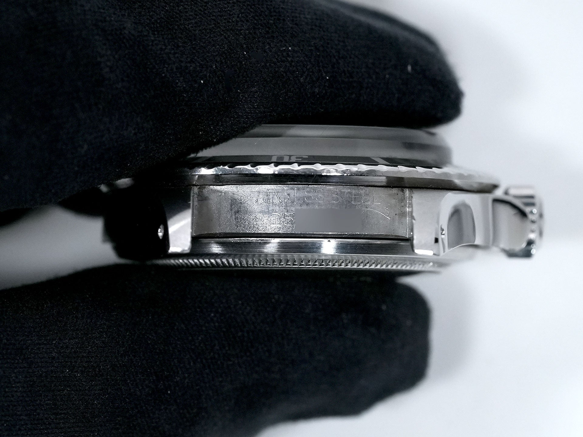 Rolex Submariner Date Ref. 1680 Stainless Steel Black Dial Pre-owned mjh4r975