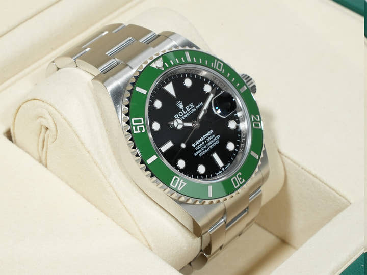 ロレックス サブマリーナー デイト Ref.126610LV ステンレススチール ブラック文字盤 未使用 os4rarha