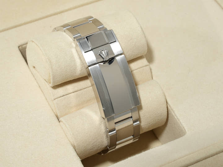 ロレックス デイトナ Ref.126506 プラチナ アイスブルー文字盤 未使用 n29f94sn