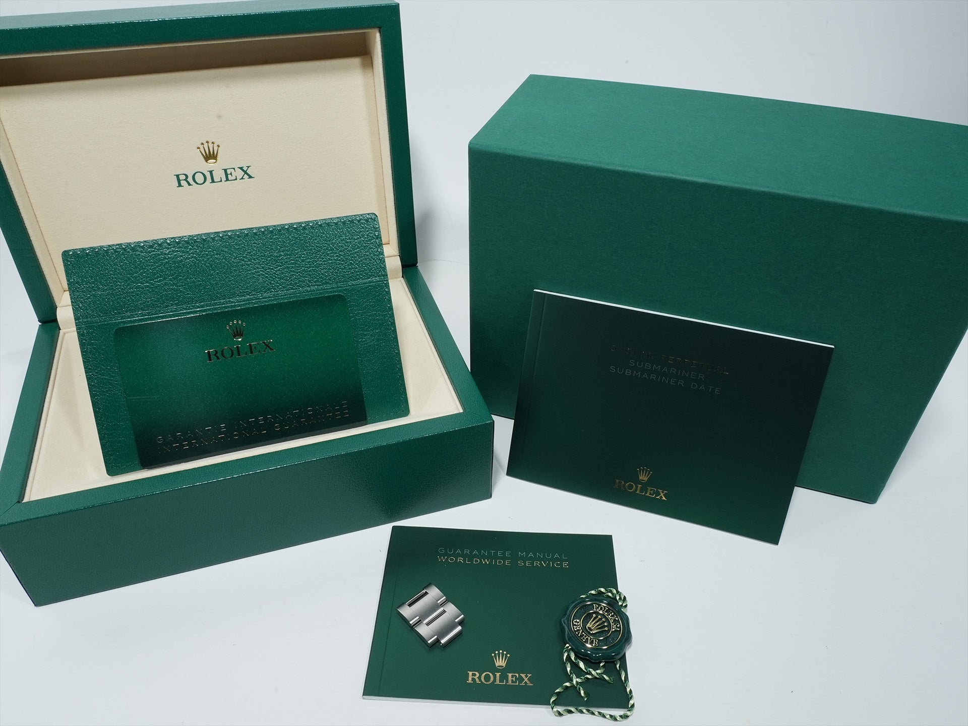 ロレックス サブマリーナー デイト Ref.126610LN ステンレススチール ブラック文字盤 未使用 6nor4q3n