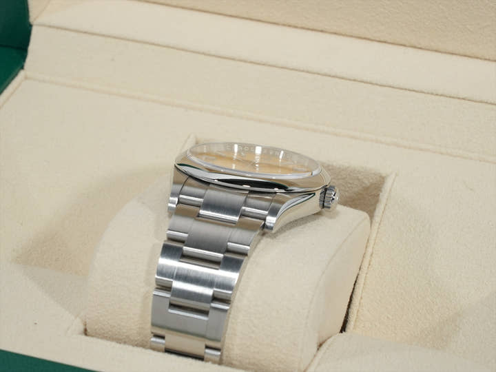 ロレックス オイスターパーペチュアル36 Ref.126000 ステンレススチール イエロー文字盤 美品 atbq22oq