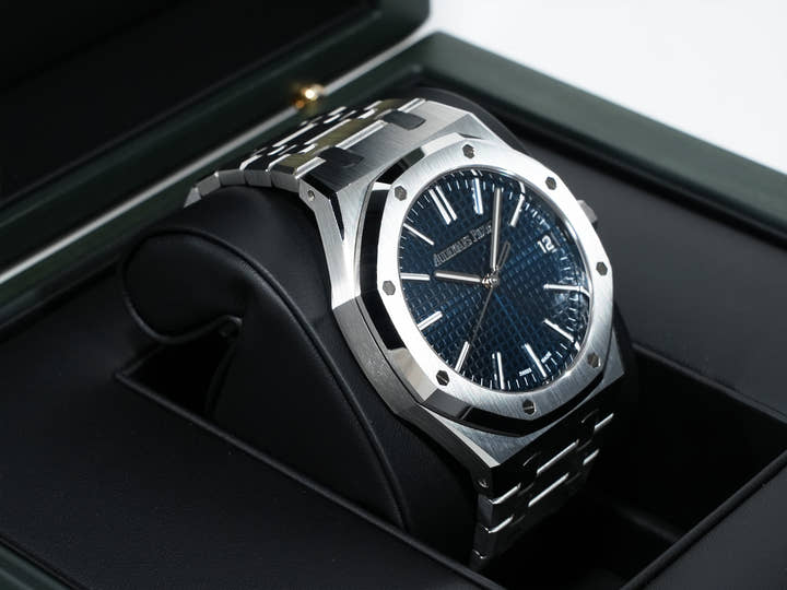 オーデマピゲ ロイヤルオーク 50周年記念 Ref.15510ST.OO.1320ST.01 ステンレススチール ブルー文字盤 美中古 fumhx8hx