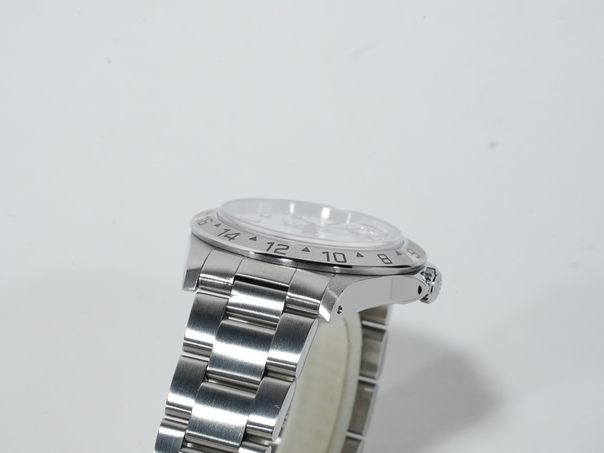 ロレックス エクスプローラーII Ref.16570 ステンレススチール ホワイト文字盤 オイスターブレスレット 中古 91PFH3L8