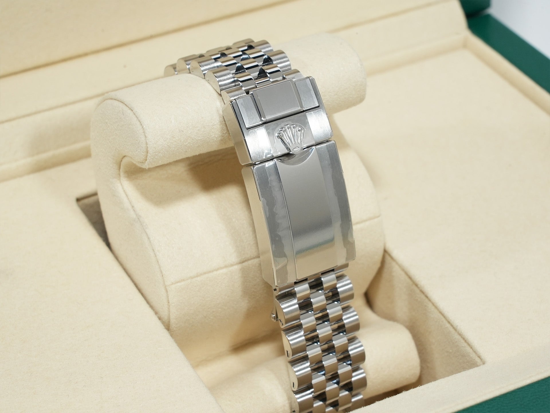 ロレックス GMTマスターII Ref.126710BLNR ステンレススチール ブラック文字盤 ジュビリーブレスレット 未使用 iz8ciuht