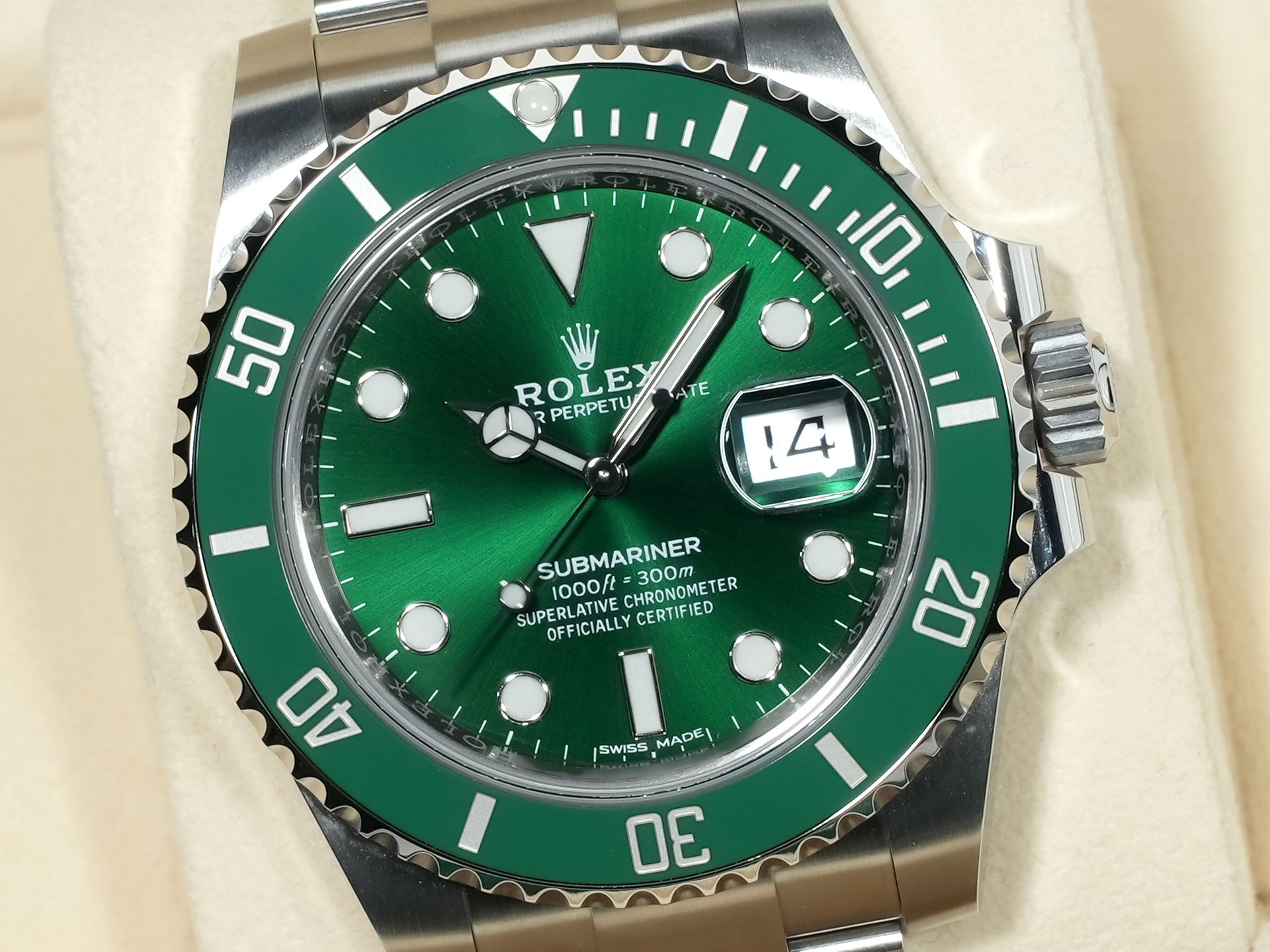 ロレックス サブマリーナー デイト Ref.116610LV ステンレススチール グリーン文字盤 未使用 iv6uor45