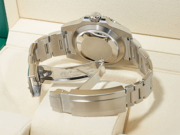 ロレックス サブマリーナー デイト Ref.116610LV ステンレススチール グリーン文字盤 未使用 iv6uor45