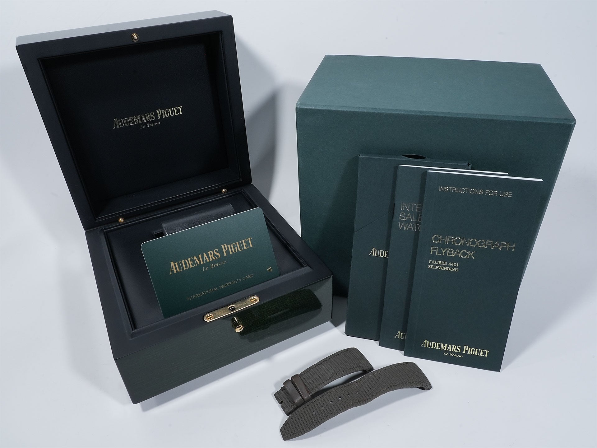 オーデマピゲ CODE 11.59 バイ オーデマ ピゲ クロノグラフ Ref.26393OR.OO.A002CR.01 ピンクゴールド ブラックラッカー文字盤 美品 2kukvnbt