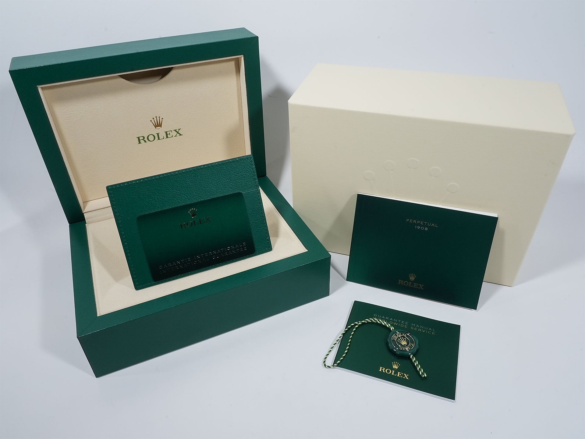 ロレックス 1908 Ref.52509 ホワイトゴールド ブラック文字盤 革ベルト 極美品 favnyakw