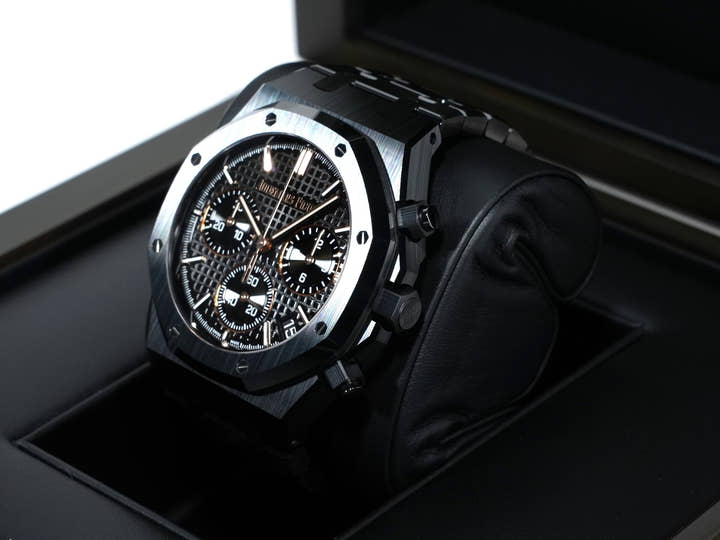 オーデマピゲ ロイヤルオーク クロノグラフ Ref.26240CE.OO.1225CE.02 ブラックセラミック ブラック文字盤 未使用 jyt2kr4u