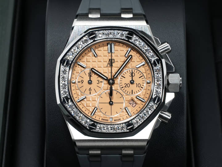 オーデマピゲ ロイヤルオーク オフショア クロノグラフ Ref.26231ST.ZZ.A178CA.01 ステンレススチール サーモン文字盤 未使用 qobqc7f7