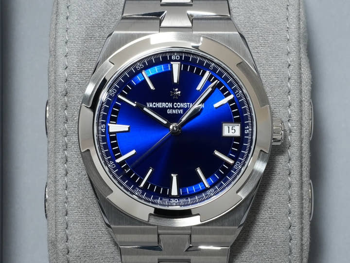 ヴァシュロンコンスタンタン オーヴァーシーズ オートマティック Ref.4520V/210A-B128 ステンレススチール ブルー文字盤 未使用 54mjubp7