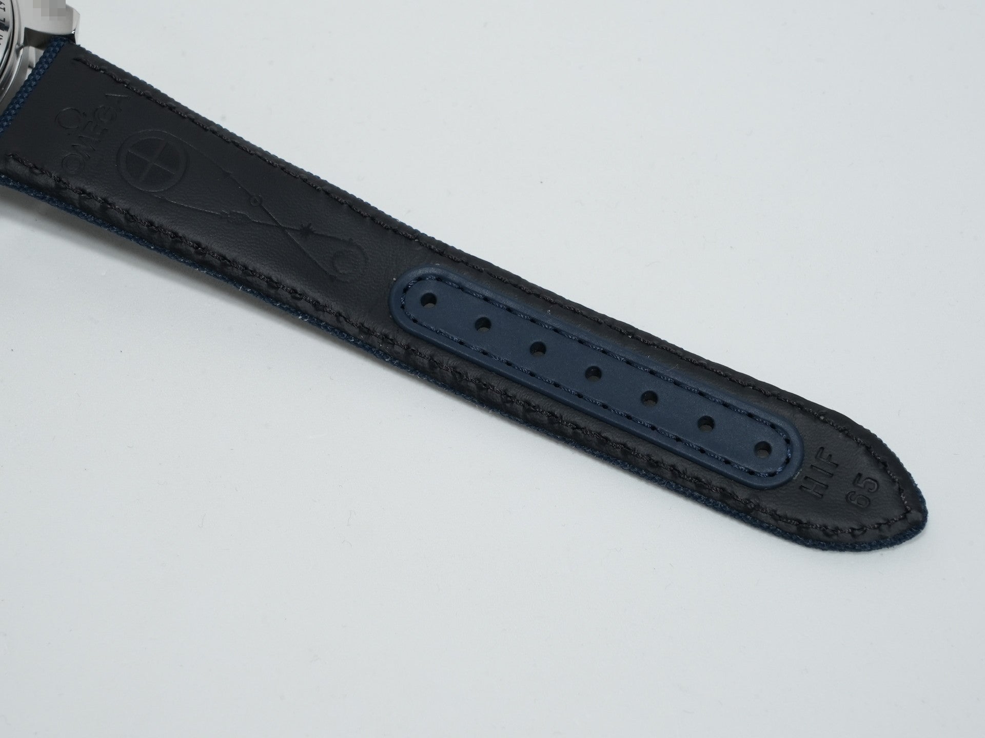 オメガ スピードマスター 記念モデル コーアクシャル マスター クロノメーター クロノグラフ 42MM Ref.310.32.42.50.02.001 ステンレススチール シルバー文字盤 未使用 aak4m2nq