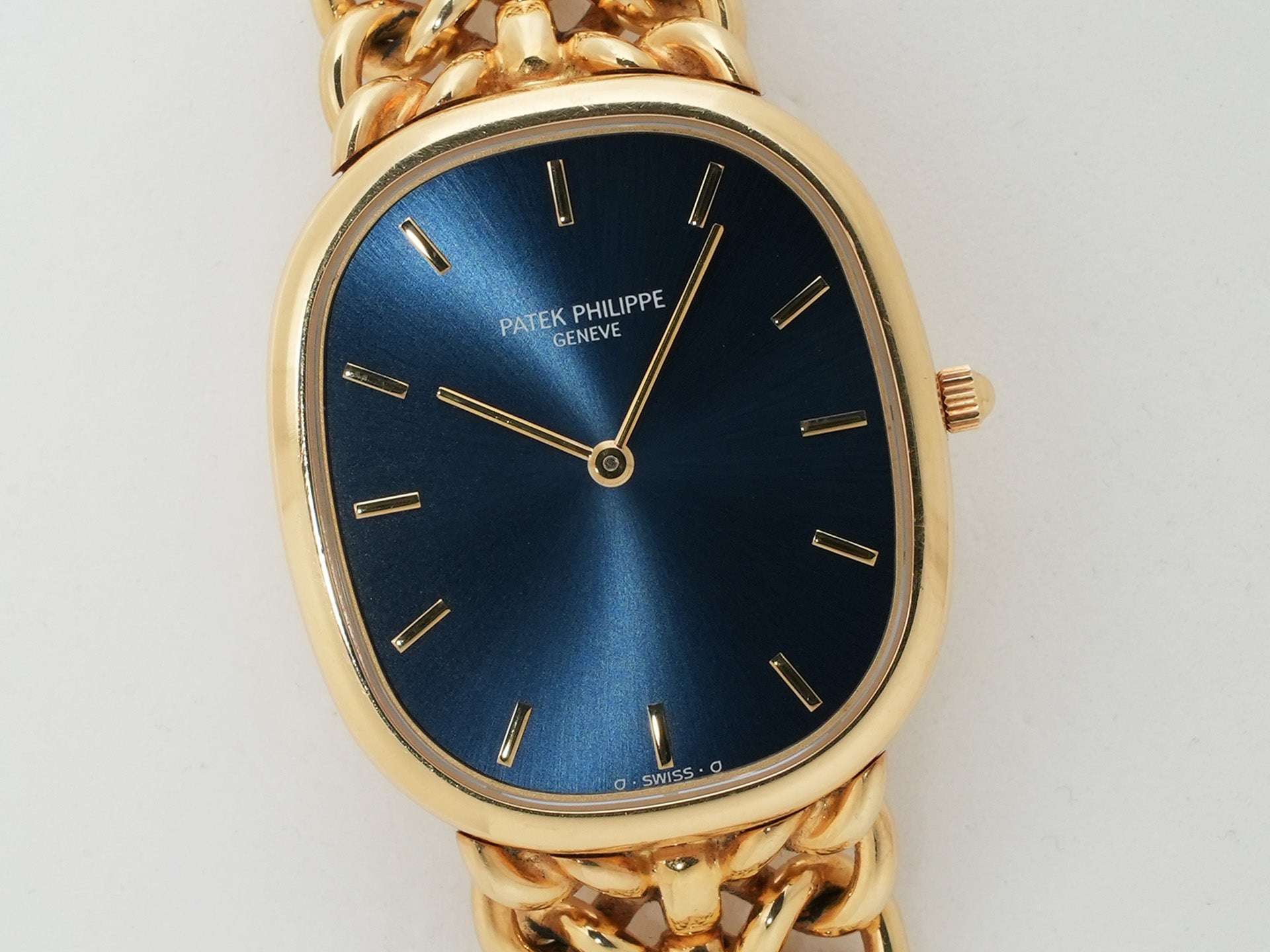 パテックフィリップ ゴールデンエリプス Ref.3738/119 イエローゴールド ブルー文字盤 中古 ee5h2r4i