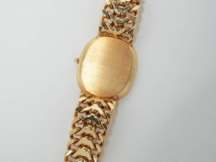 パテックフィリップ ゴールデンエリプス Ref.3738/119 イエローゴールド ブルー文字盤 中古 ee5h2r4i