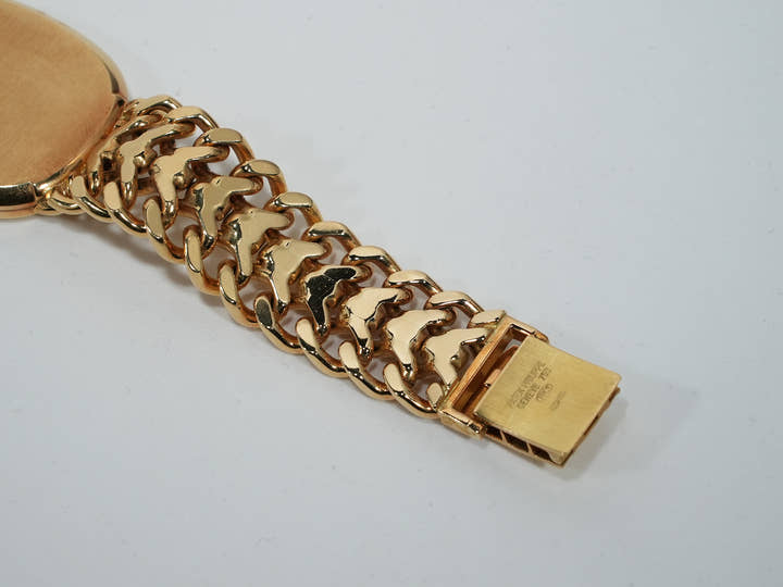 パテックフィリップ ゴールデンエリプス Ref.3738/119 イエローゴールド ブルー文字盤 中古 ee5h2r4i