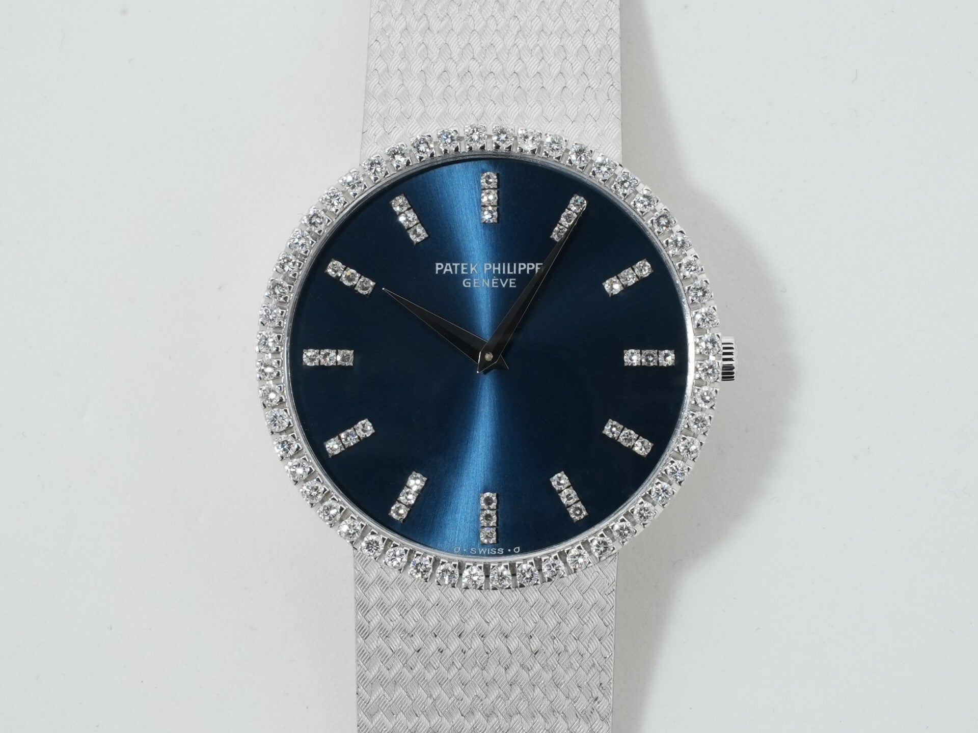 パテックフィリップ カラトラバ Ref.3759/1 ホワイトゴールド ブルー文字盤 美中古 osv2jaws