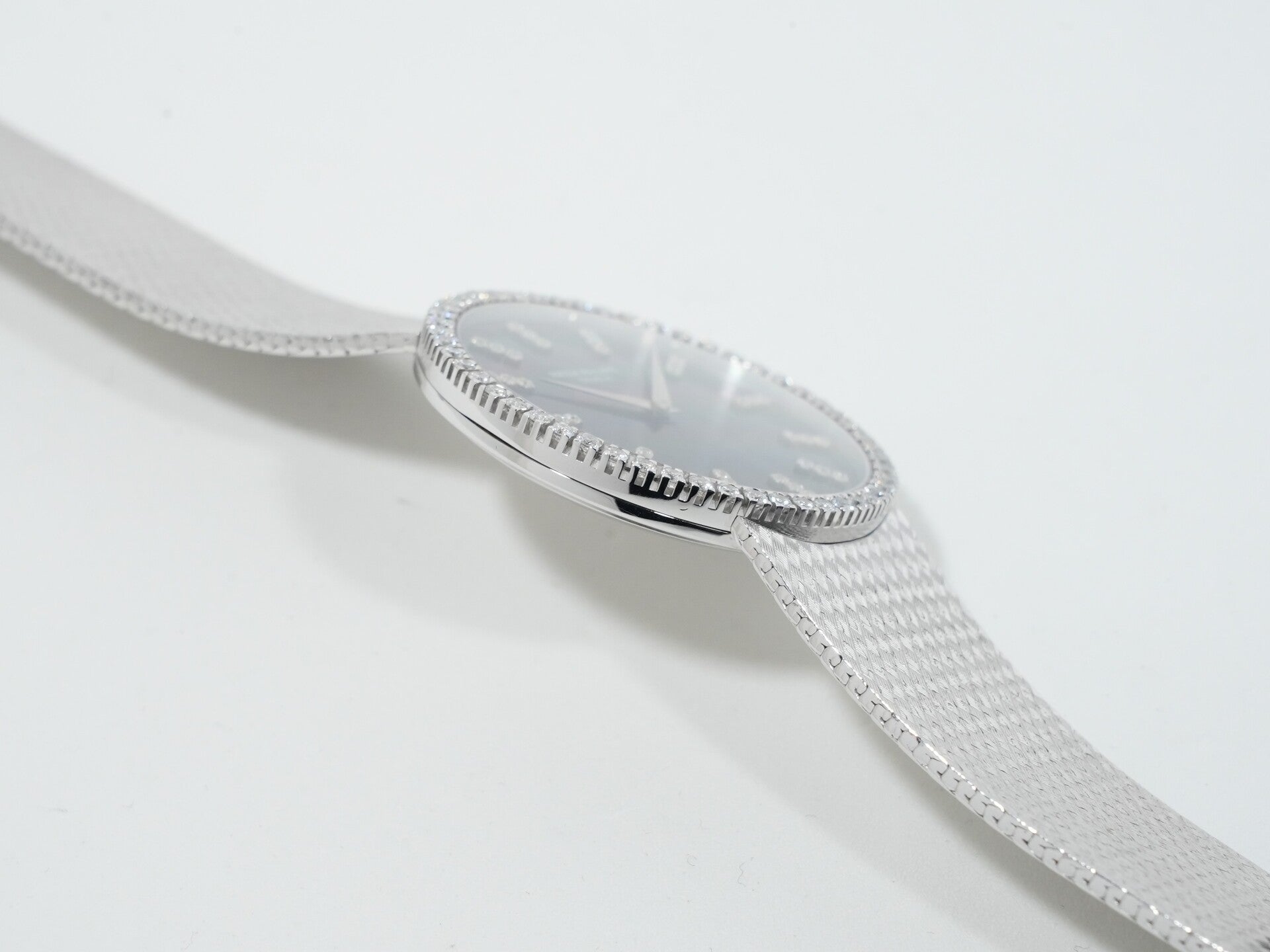 パテックフィリップ カラトラバ Ref.3759/1 ホワイトゴールド ブルー文字盤 美中古 osv2jaws