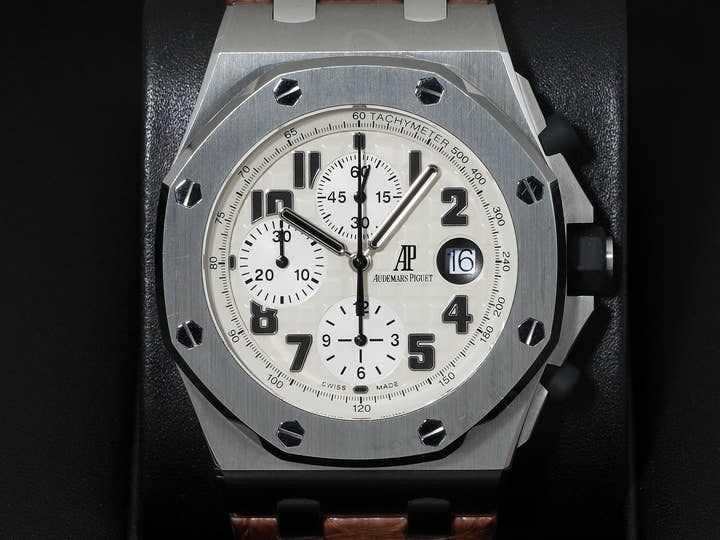 オーデマピゲ ロイヤルオーク オフショア クロノグラフ サファリ Ref.26170ST.OO.D091CR.01 ステンレススチール アイボリー文字盤 中古 63yb8jsw