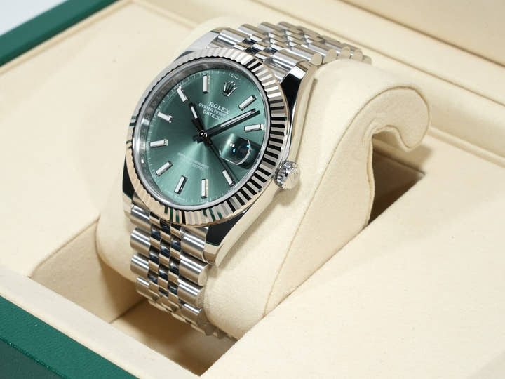 ロレックス デイトジャスト41 Ref.126334 ステンレススチール/ホワイトゴールド ミントグリーン文字盤 ジュビリーブレスレット 未使用 ovzbjhet