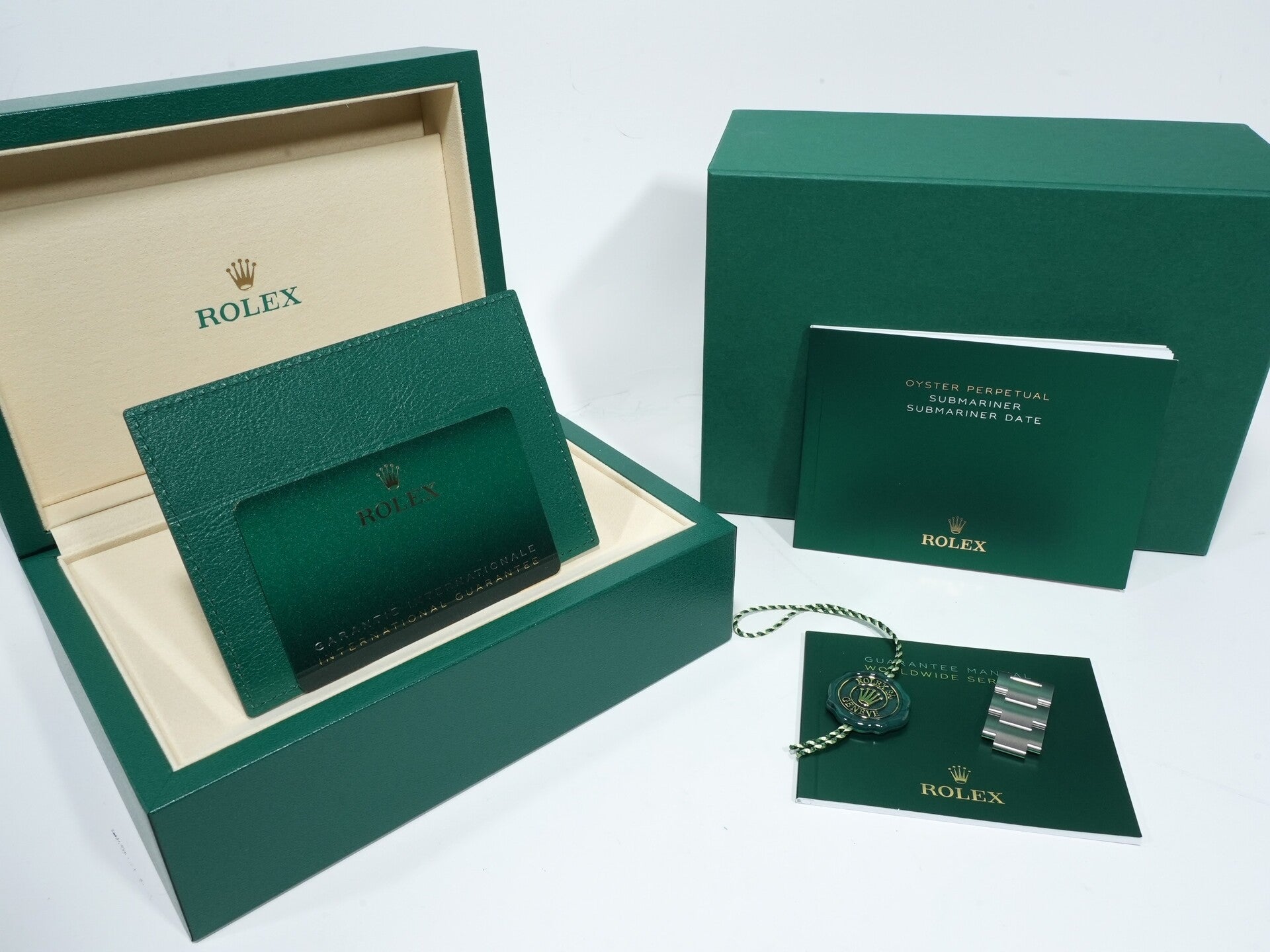 ロレックス サブマリーナー デイト Ref.126610LV ステンレススチール ブラック文字盤 未使用 yitik64c