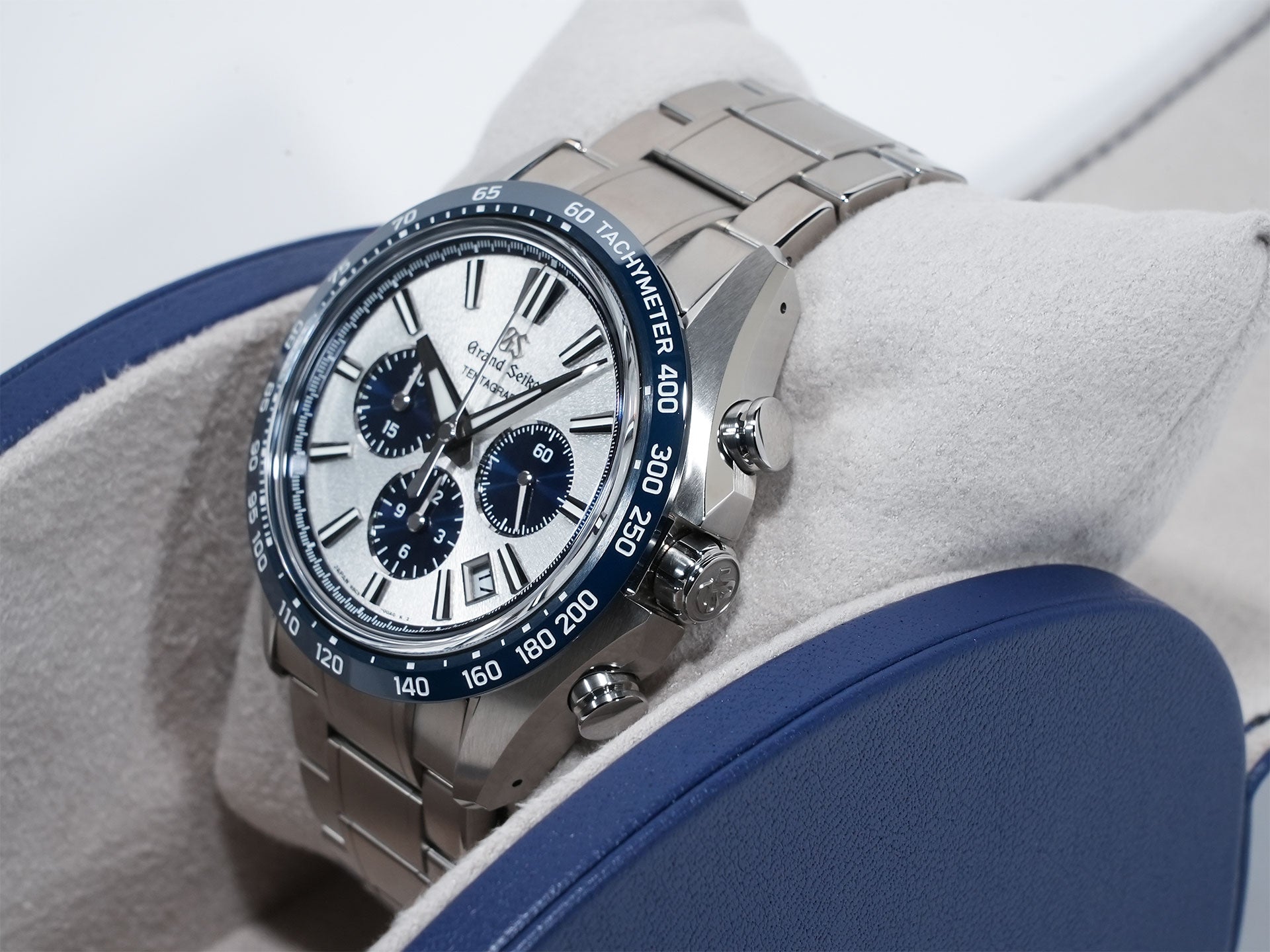 グランドセイコー エボリューション 9  テンタグラフ Ref.SLGC011 ブライトチタン シルバー文字盤 未使用 ajo3c5jt