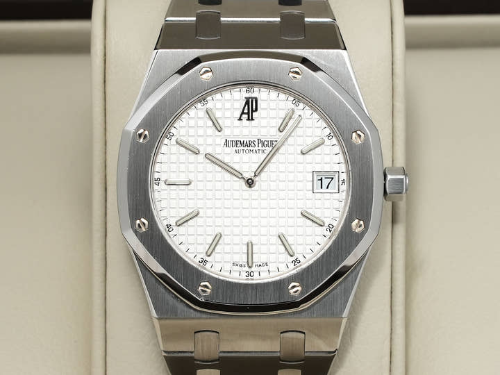 オーデマピゲ ロイヤルオーク ジャンボ エクストラ シン Ref.15202ST.O.0944ST ステンレススチール ホワイト文字盤 美中古 qm2rik7d