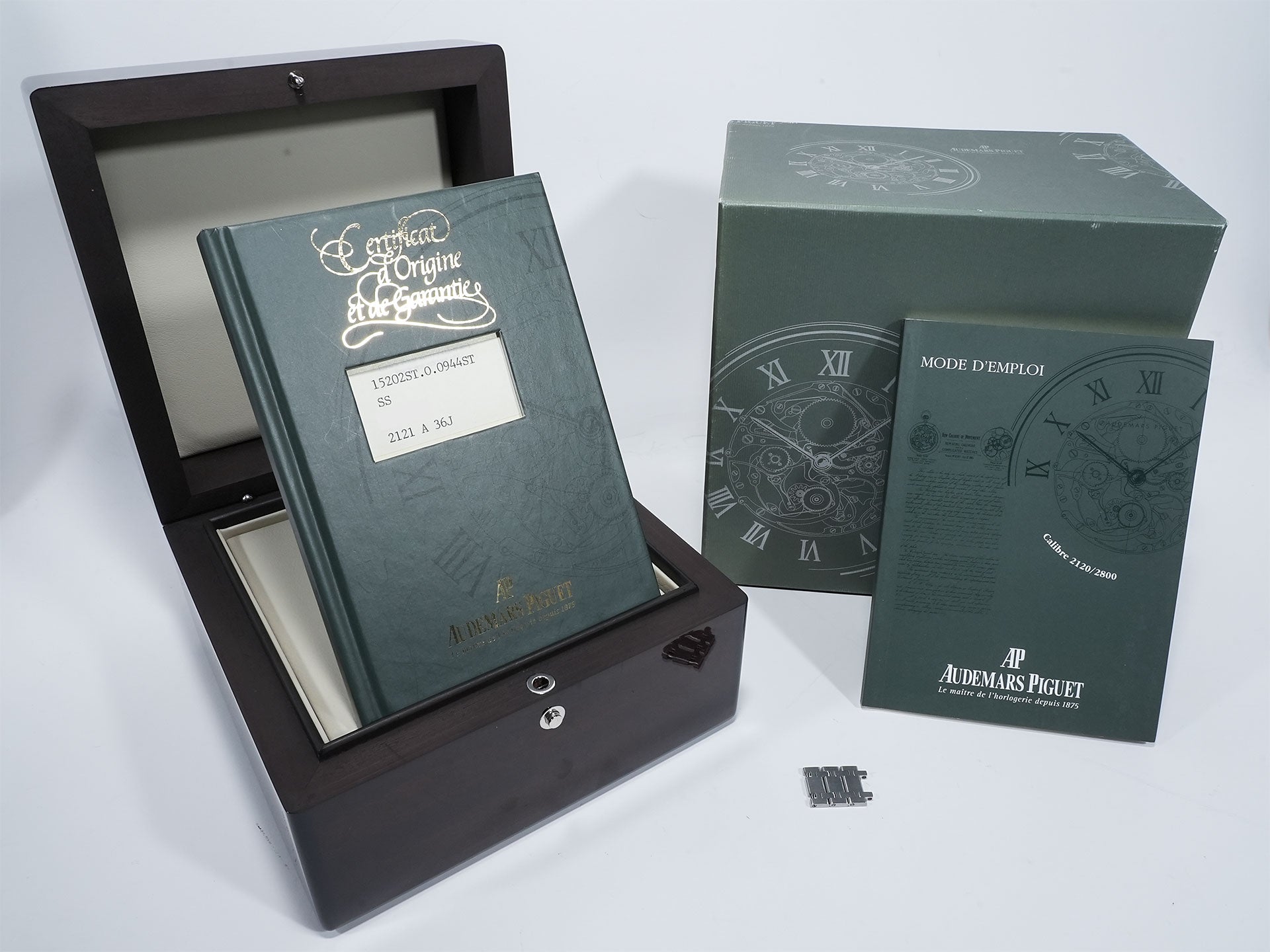 オーデマピゲ ロイヤルオーク ジャンボ エクストラ シン Ref.15202ST.O.0944ST ステンレススチール ホワイト文字盤 美中古 qm2rik7d