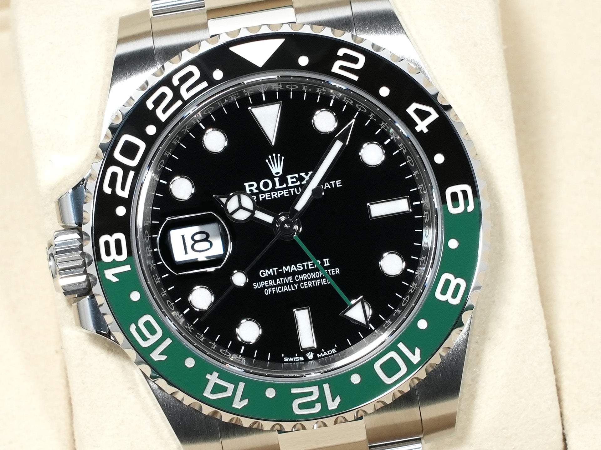 Rolex GMT-Master II Ref. 126720VTNR Stainless Steel Black Dial Oyster Bracelet Unused 8axn5jsc
