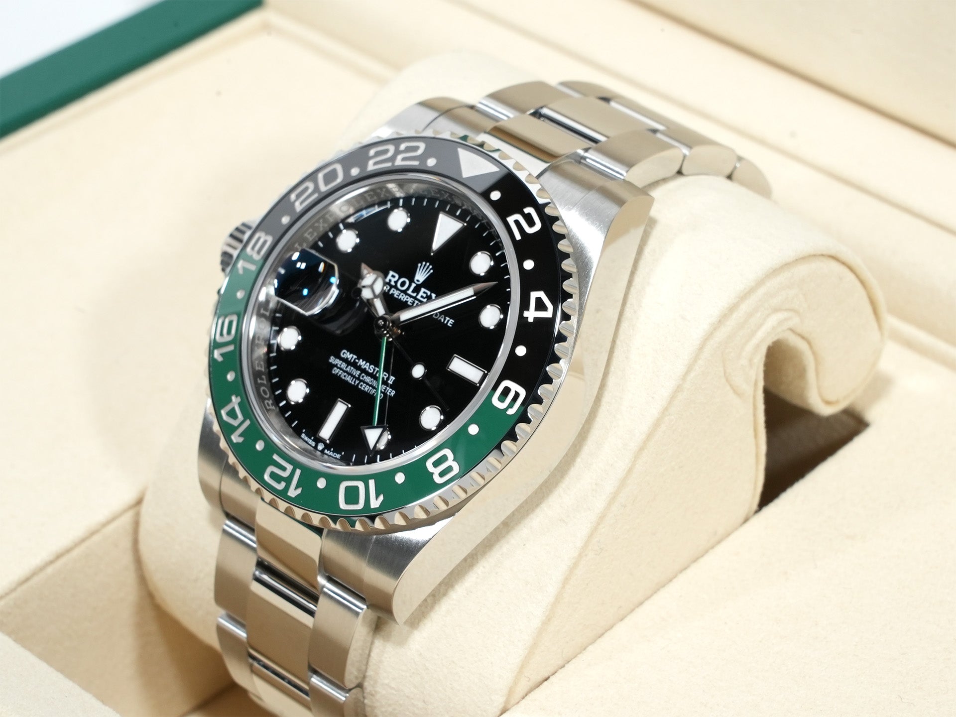 Rolex GMT-Master II Ref. 126720VTNR Stainless Steel Black Dial Oyster Bracelet Unused 8axn5jsc