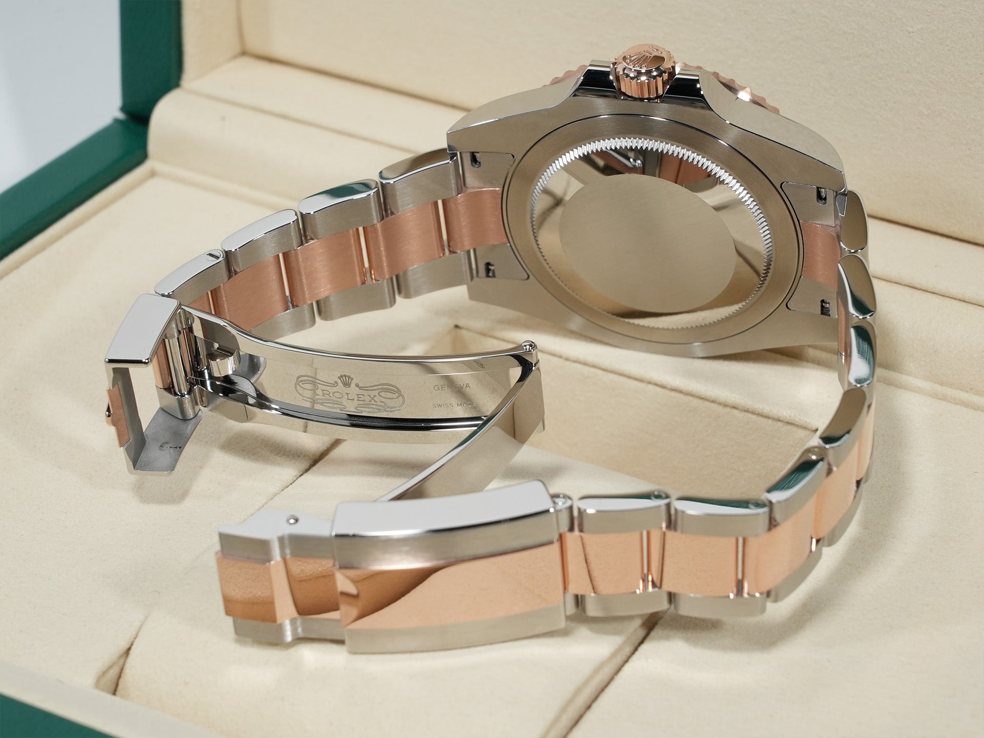 Rolex GMT-Master II Ref. 126711CHNR Stainless Steel/Everose Gold Black Dial Oyster Bracelet Unused 6miwh87m