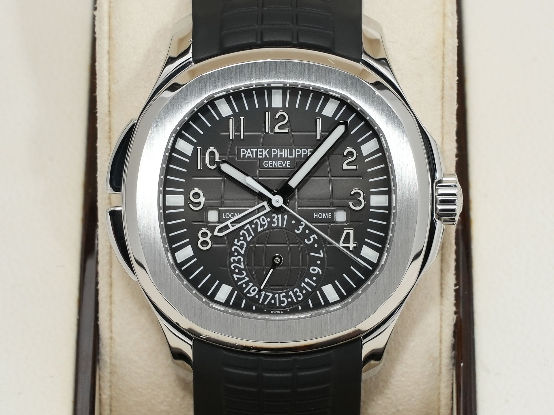 パテックフィリップ アクアノート トラベルタイム Ref.5164A-001 ステンレススチール ブラック文字盤 中古 kcpafj2t