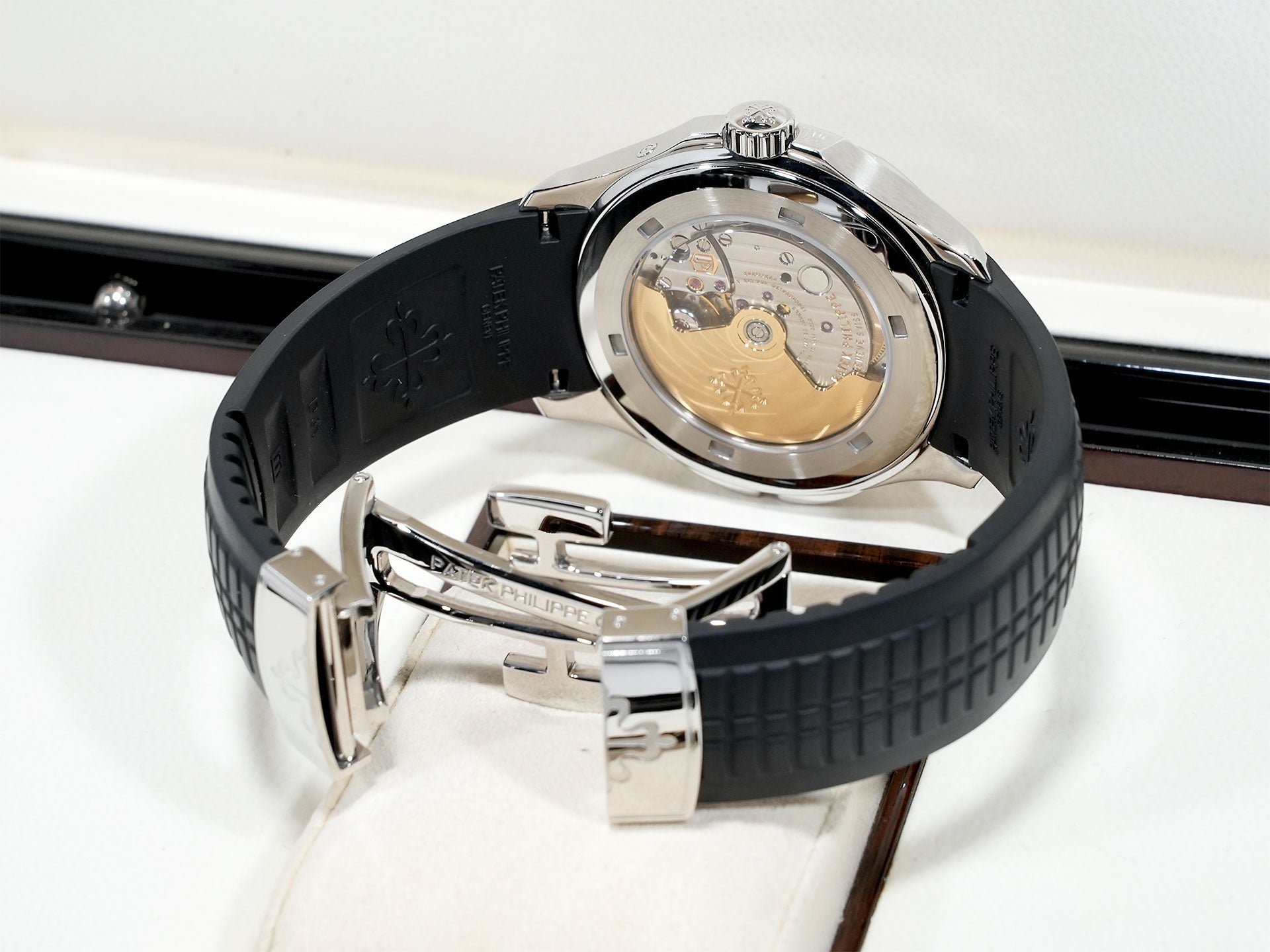 パテックフィリップ アクアノート トラベルタイム Ref.5164A-001 ステンレススチール ブラック文字盤 中古 kcpafj2t