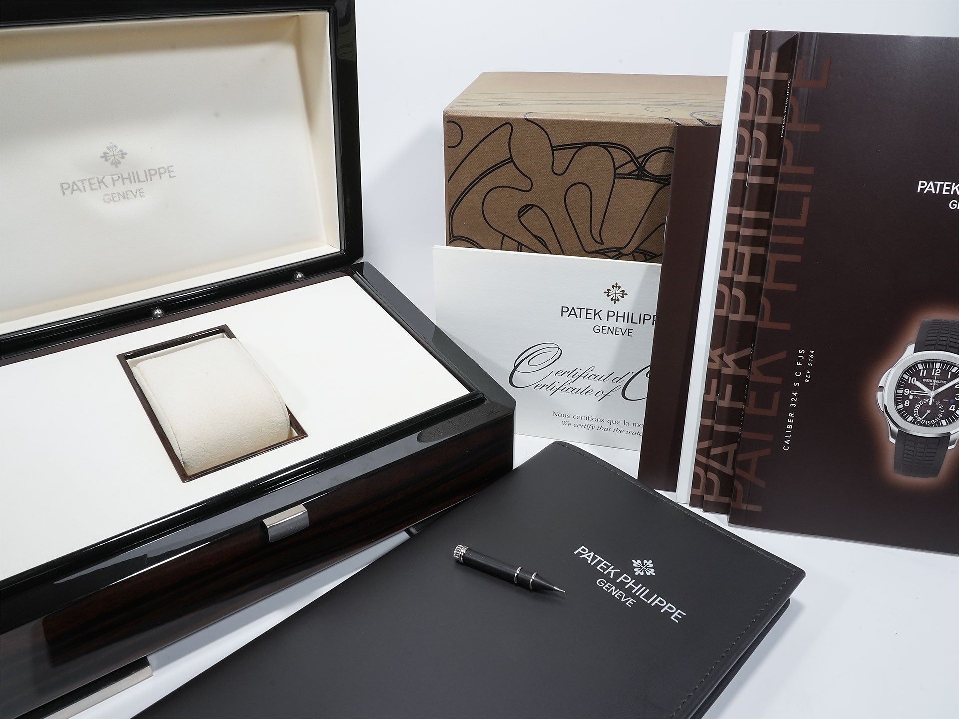 パテックフィリップ アクアノート トラベルタイム Ref.5164A-001 ステンレススチール ブラック文字盤 中古 kcpafj2t