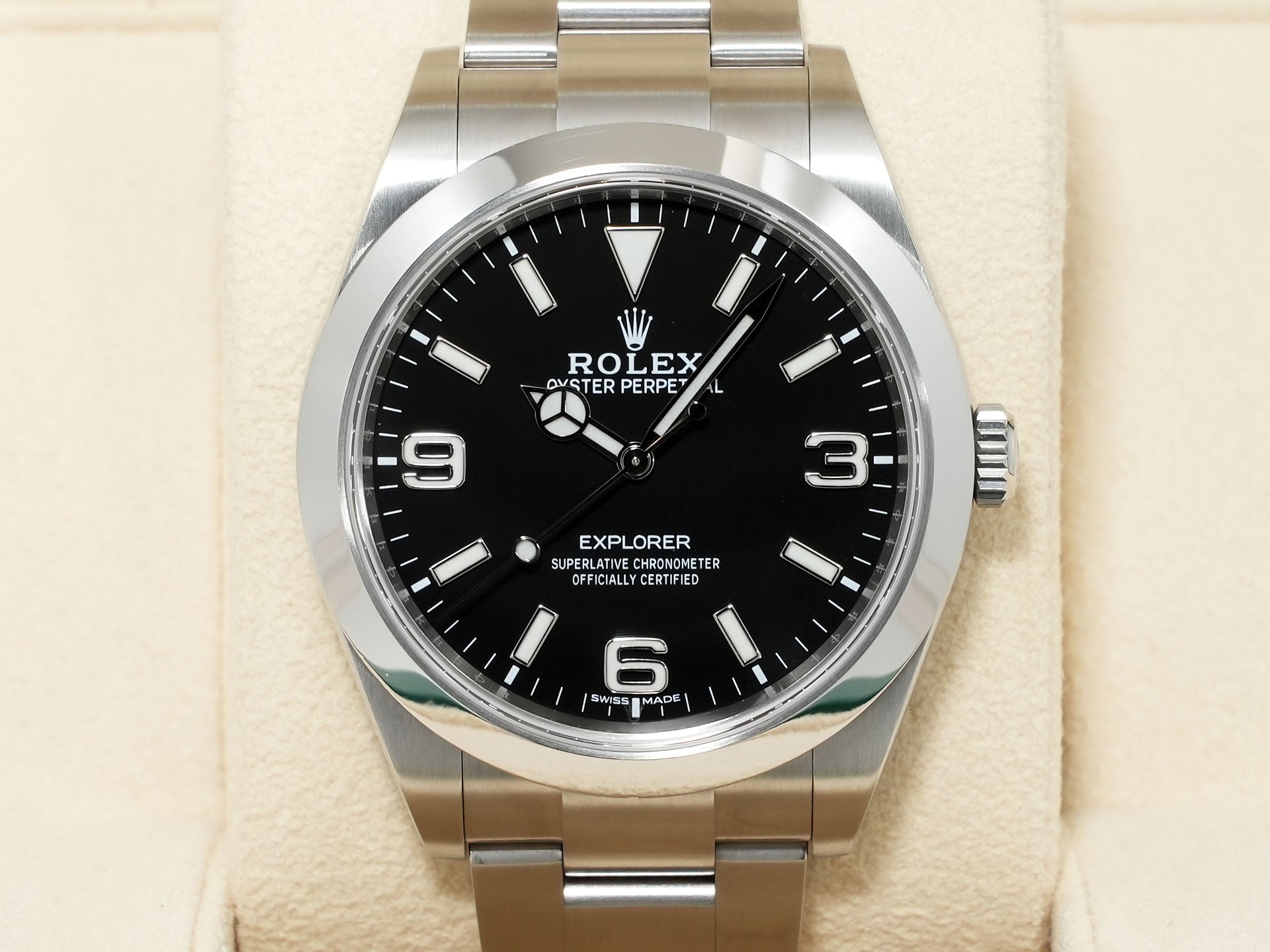 Rolex Explorer I Ref. 214270 Stainless Steel Black Dial Oyster Bracelet Excellent Condition vforwocb