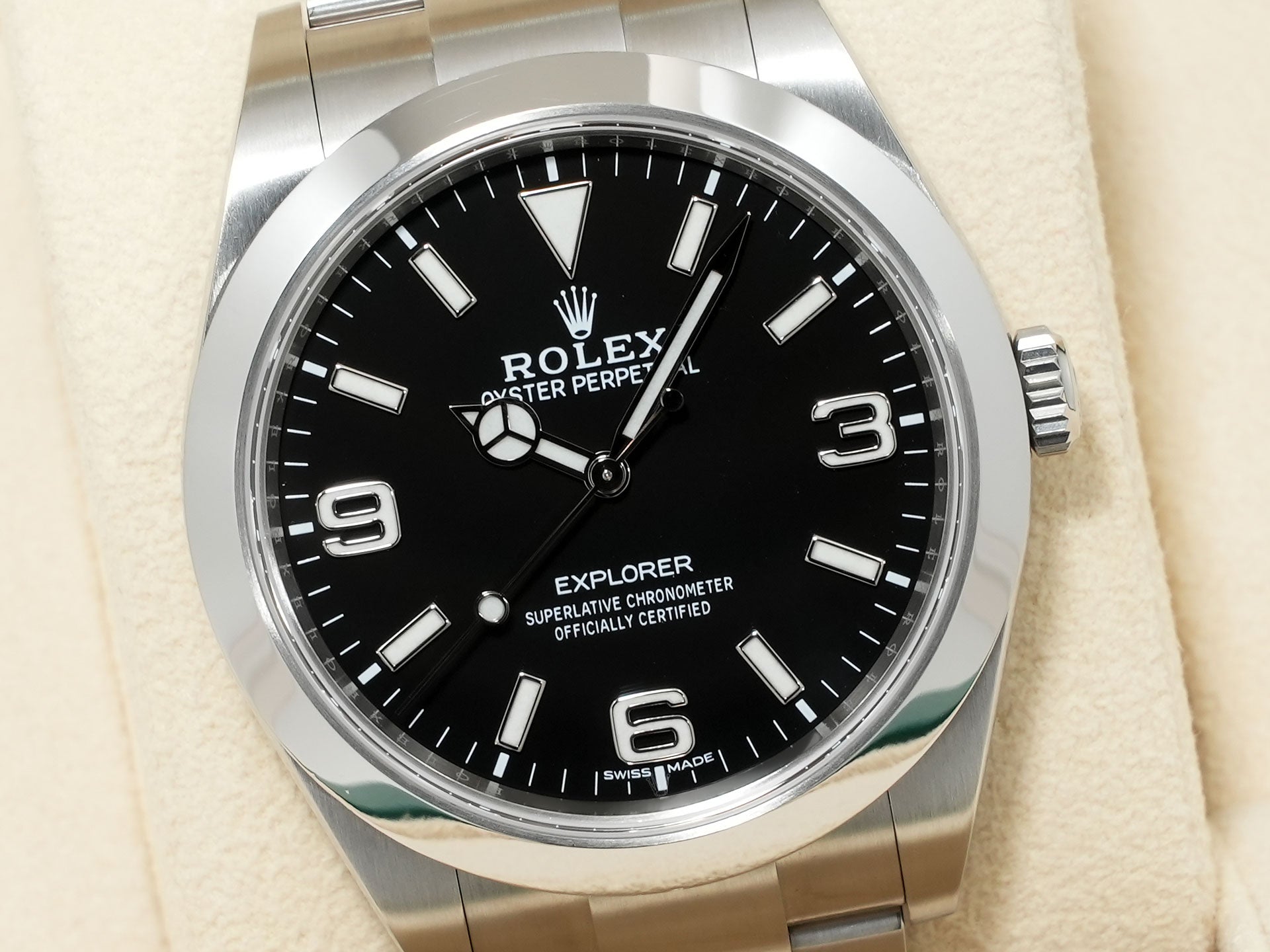 Rolex Explorer I Ref. 214270 Stainless Steel Black Dial Oyster Bracelet Excellent Condition vforwocb