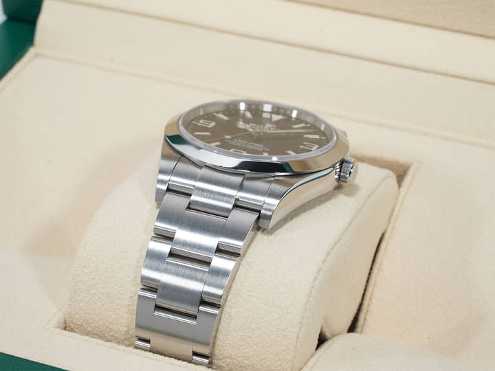 Rolex Explorer I Ref. 214270 Stainless Steel Black Dial Oyster Bracelet Excellent Condition vforwocb