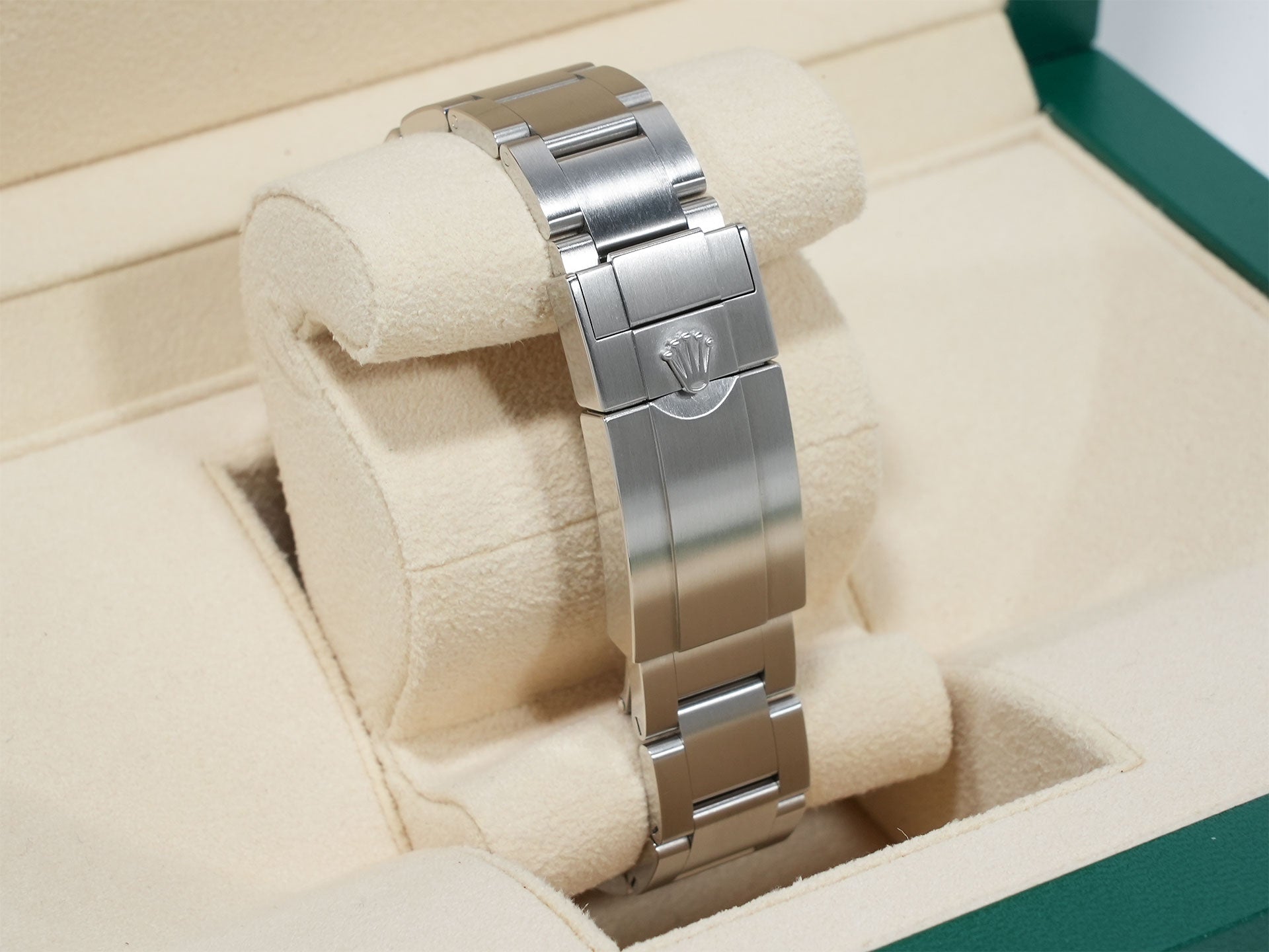 Rolex Explorer I Ref. 214270 Stainless Steel Black Dial Oyster Bracelet Excellent Condition vforwocb