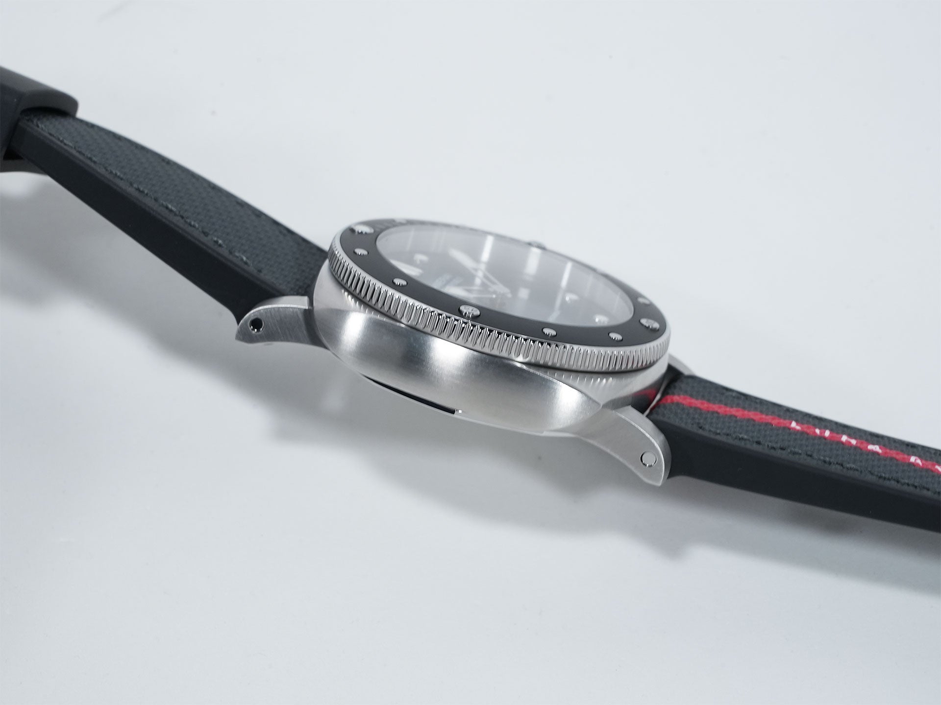 パネライ サブマーシブル ルナ・ロッサ Ref.PAM01565 ステンレススチール ブルー文字盤 極美品 v8egdswg