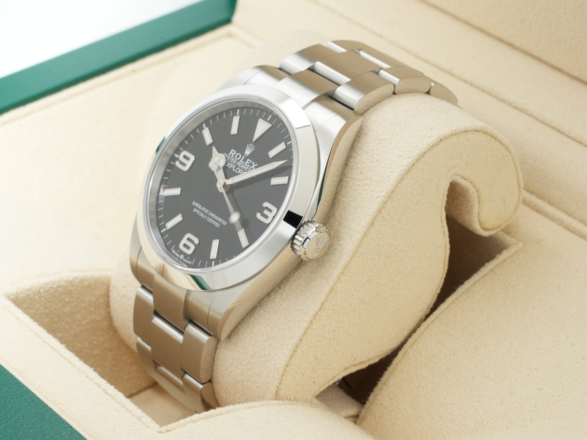 ロレックス エクスプローラー40 Ref.224270 ステンレススチール ブラック文字盤 オイスターブレスレット 未使用 h6nxq37j