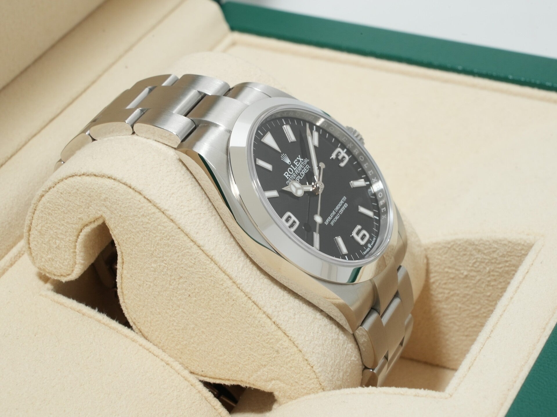 ロレックス エクスプローラー40 Ref.224270 ステンレススチール ブラック文字盤 オイスターブレスレット 未使用 h6nxq37j